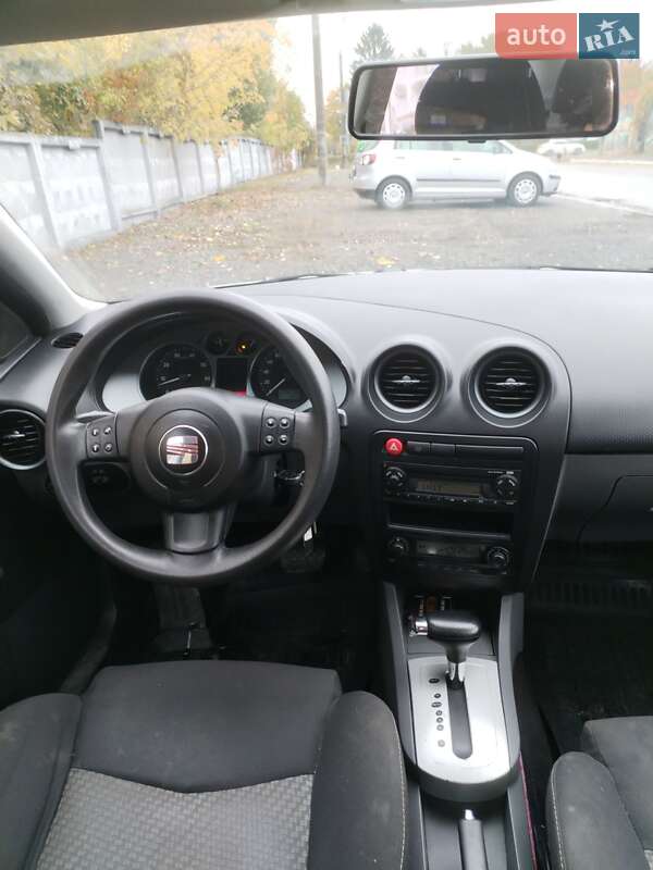Хетчбек SEAT Ibiza 2007 в Луцьку