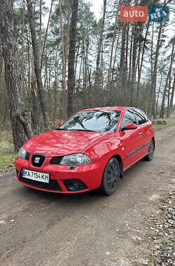 Хэтчбек SEAT Ibiza 2006 в Демидове
