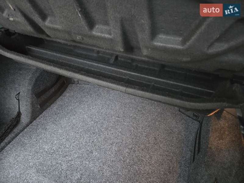 Универсал SEAT Ibiza 2012 в Днепре