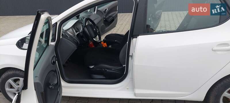 Хэтчбек SEAT Ibiza 2011 в Летичеве фото 11 Хэтчбек SEAT Ibiza 2011 в Летичеве