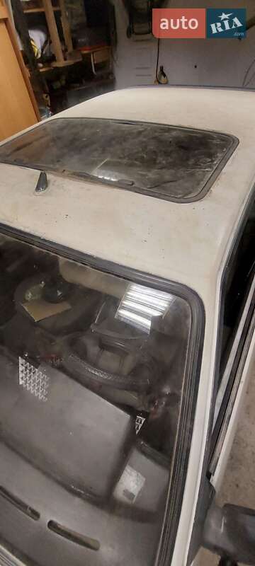 Хэтчбек SEAT Ibiza 1988 в Запорожье фото 13 Хэтчбек SEAT Ibiza 1988 в Запорожье