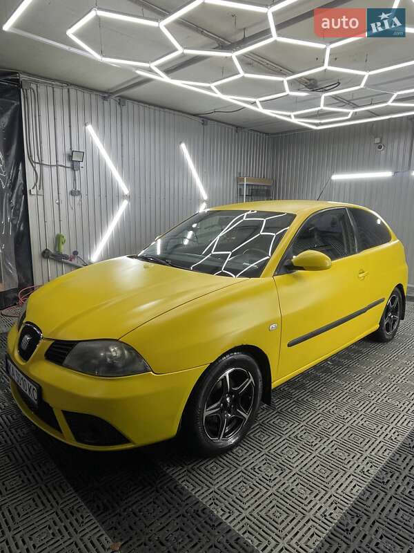 Хэтчбек SEAT Ibiza 2006 в Киеве фото 3 Хэтчбек SEAT Ibiza 2006 в Киеве