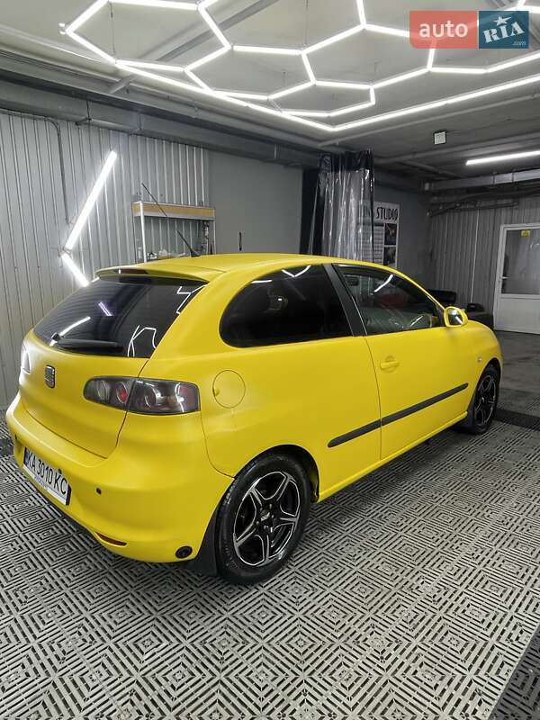 Хэтчбек SEAT Ibiza 2006 в Киеве фото 5 Хэтчбек SEAT Ibiza 2006 в Киеве