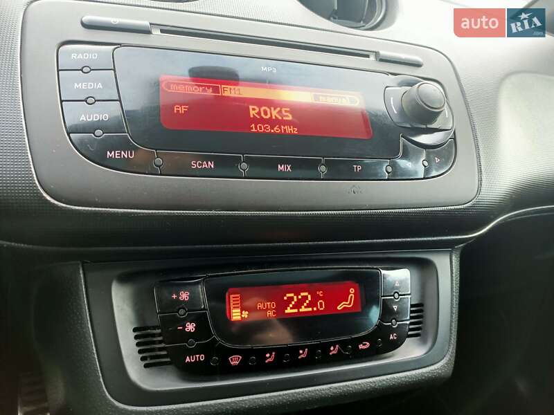 Хэтчбек SEAT Ibiza 2010 в Киеве фото 22 Хэтчбек SEAT Ibiza 2010 в Киеве