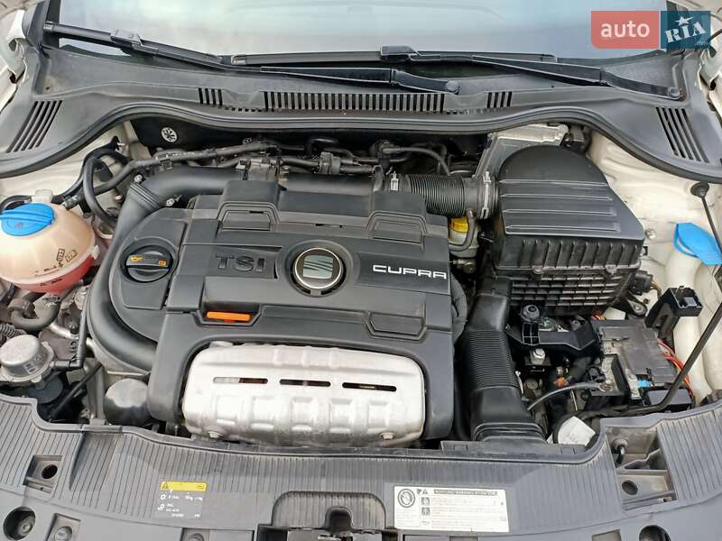 Хэтчбек SEAT Ibiza 2010 в Киеве фото 29 Хэтчбек SEAT Ibiza 2010 в Киеве