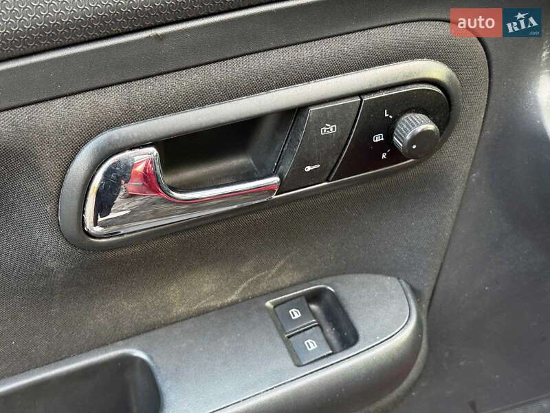 Хэтчбек SEAT Ibiza 2008 в Киеве