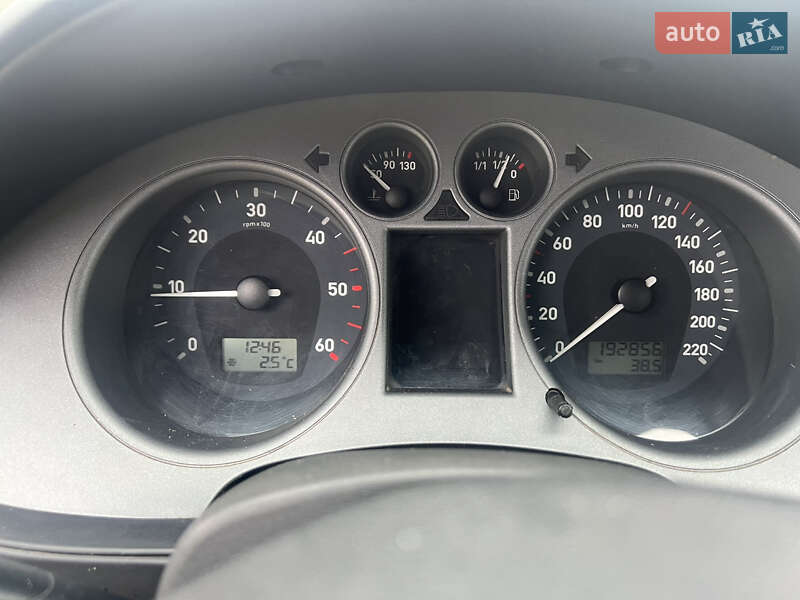 Хэтчбек SEAT Ibiza 2009 в Ярмолинцах