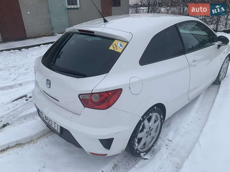 Хэтчбек SEAT Ibiza 2010 в Радехове
