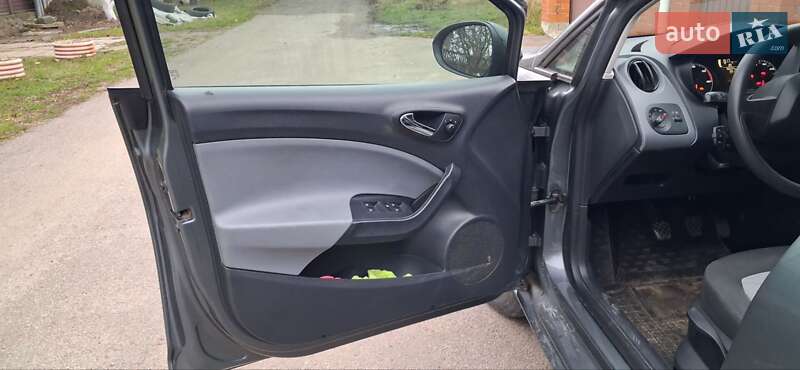 Хетчбек SEAT Ibiza 2015 в Києві