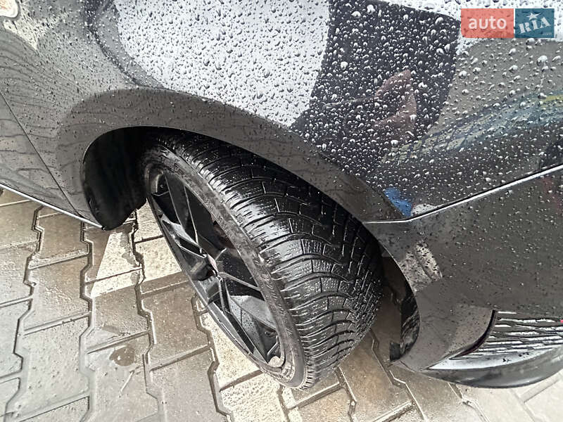 Хетчбек SEAT Ibiza 2011 в Павлограді