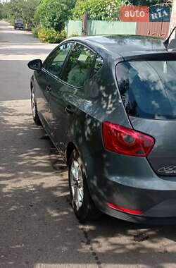 Хетчбек SEAT Ibiza 2012 в Кривому Розі