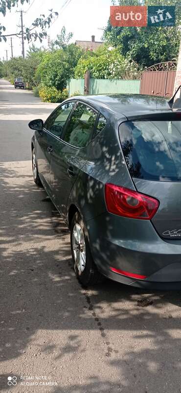 Хетчбек SEAT Ibiza 2012 в Кривому Розі
