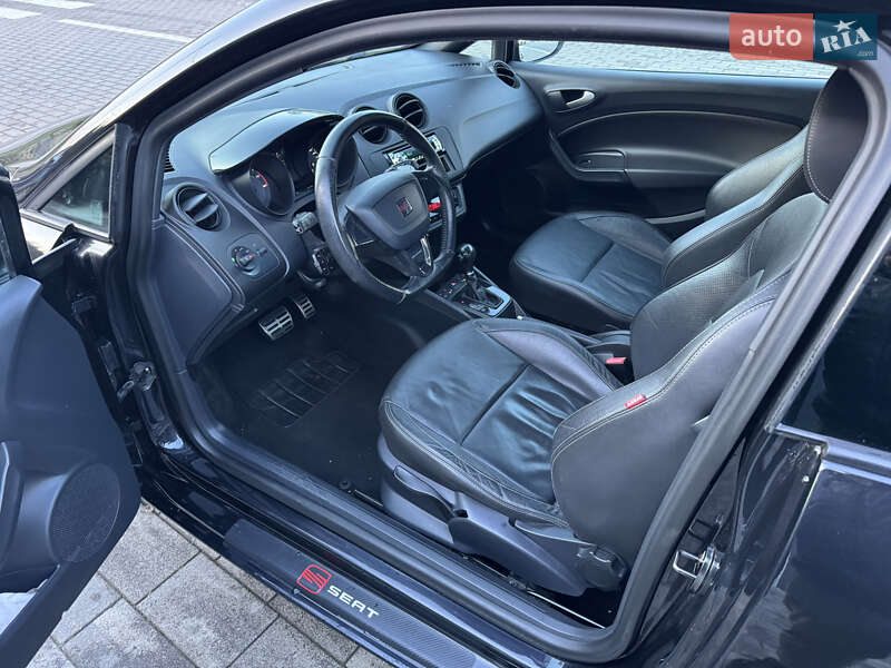 Хетчбек SEAT Ibiza 2011 в Луцьку