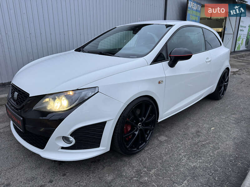 Хэтчбек SEAT Ibiza 2010 в Киеве фото 49 Хэтчбек SEAT Ibiza 2010 в Киеве