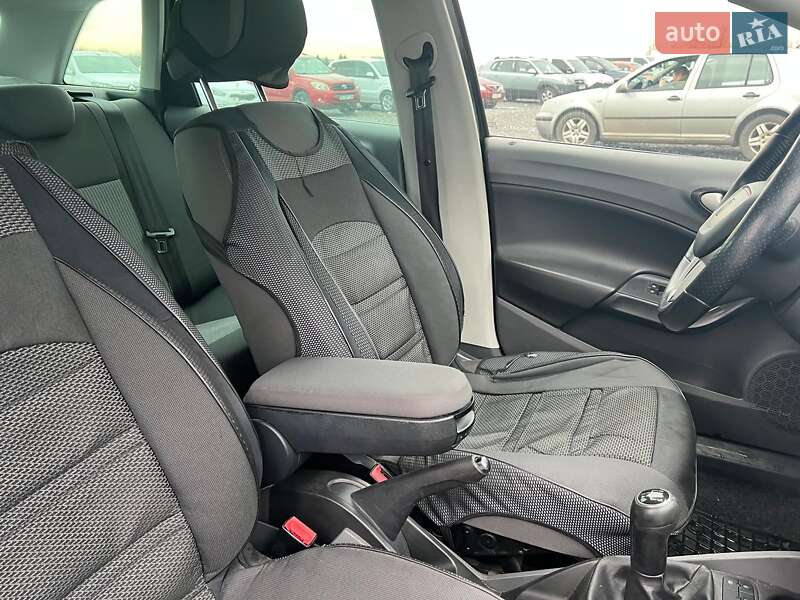 Универсал SEAT Ibiza 2011 в Львове фото 33 Универсал SEAT Ibiza 2011 в Львове