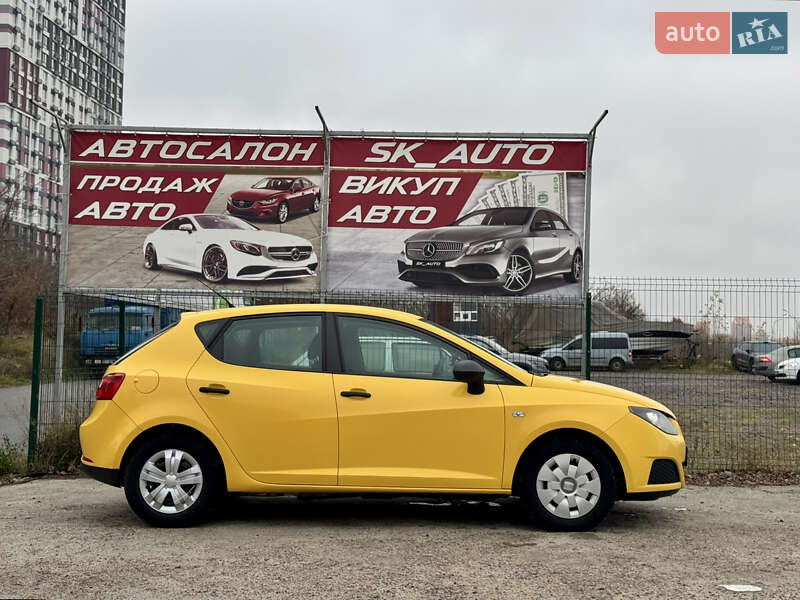 Хетчбек SEAT Ibiza 2011 в Києві