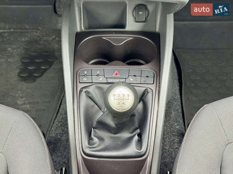 Хетчбек SEAT Ibiza 2011 в Києві