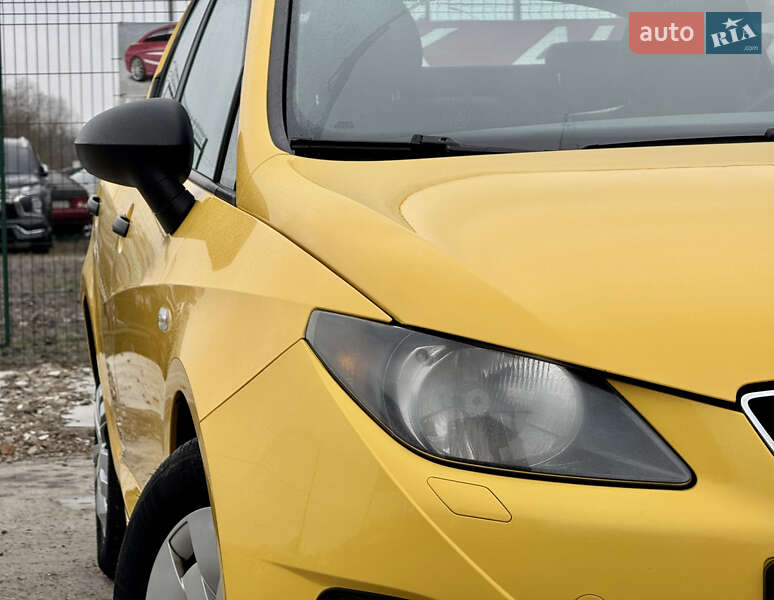 Хетчбек SEAT Ibiza 2011 в Києві