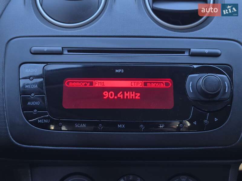 Универсал SEAT Ibiza 2011 в Львове фото 25 Универсал SEAT Ibiza 2011 в Львове