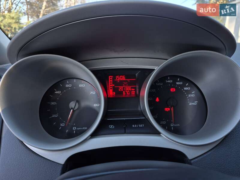Универсал SEAT Ibiza 2011 в Львове фото 19 Универсал SEAT Ibiza 2011 в Львове