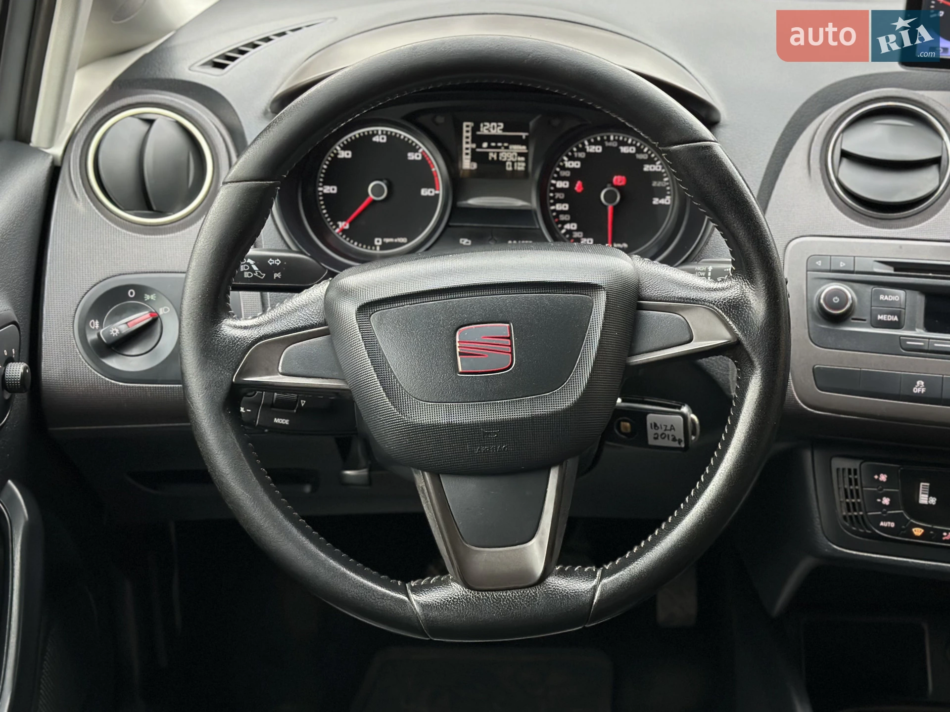 2013 SEAT Ibiza - мініатюра 31
