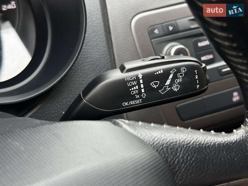 Хэтчбек SEAT Ibiza 2013 в Шептицькому