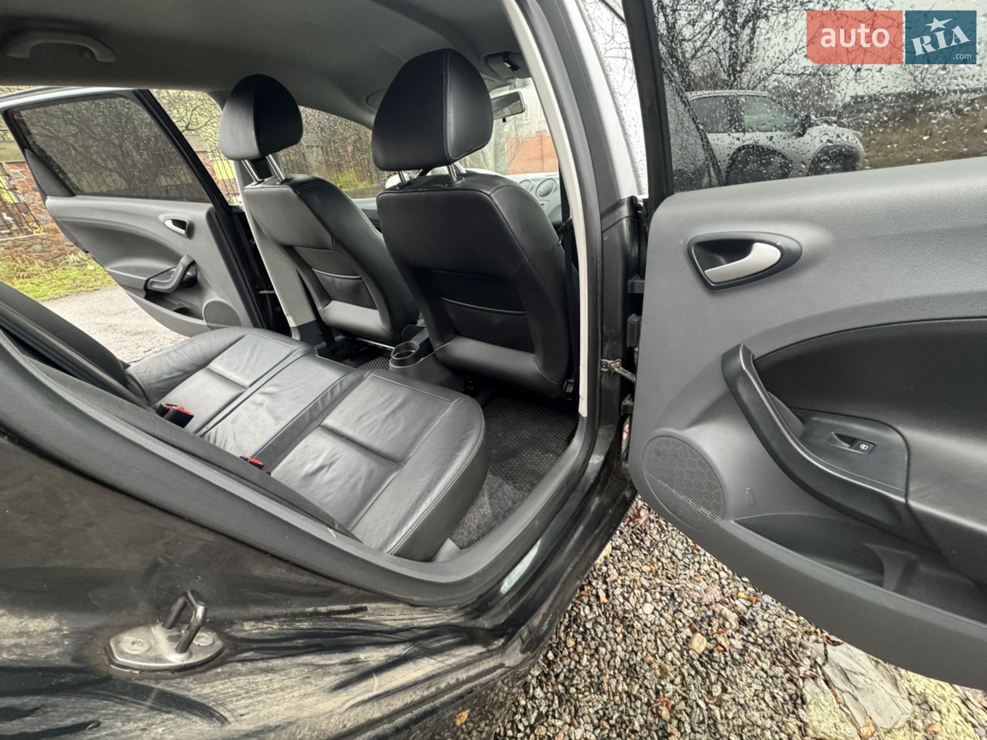2011 SEAT Ibiza - мініатюра 11