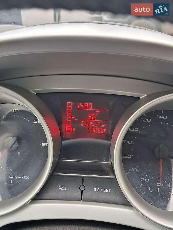 Хетчбек SEAT Ibiza 2010 в Рівному