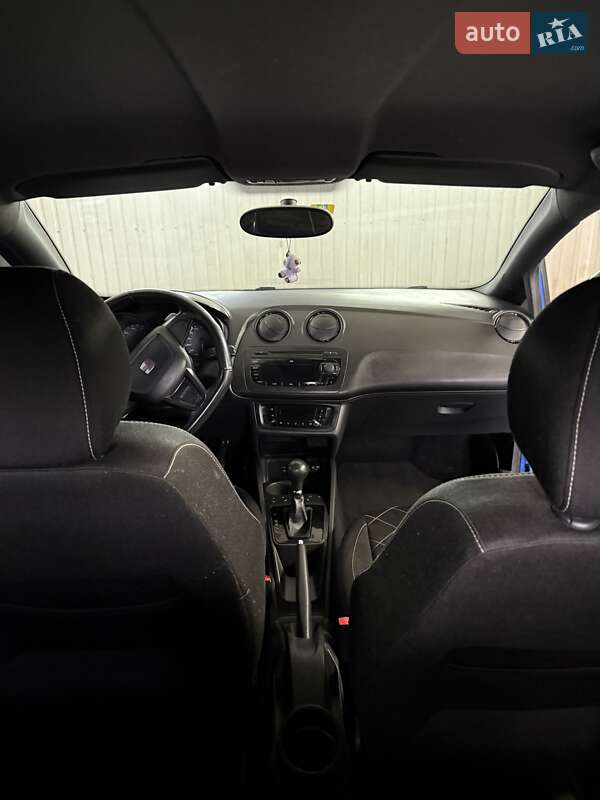Хетчбек SEAT Ibiza 2010 в Димері