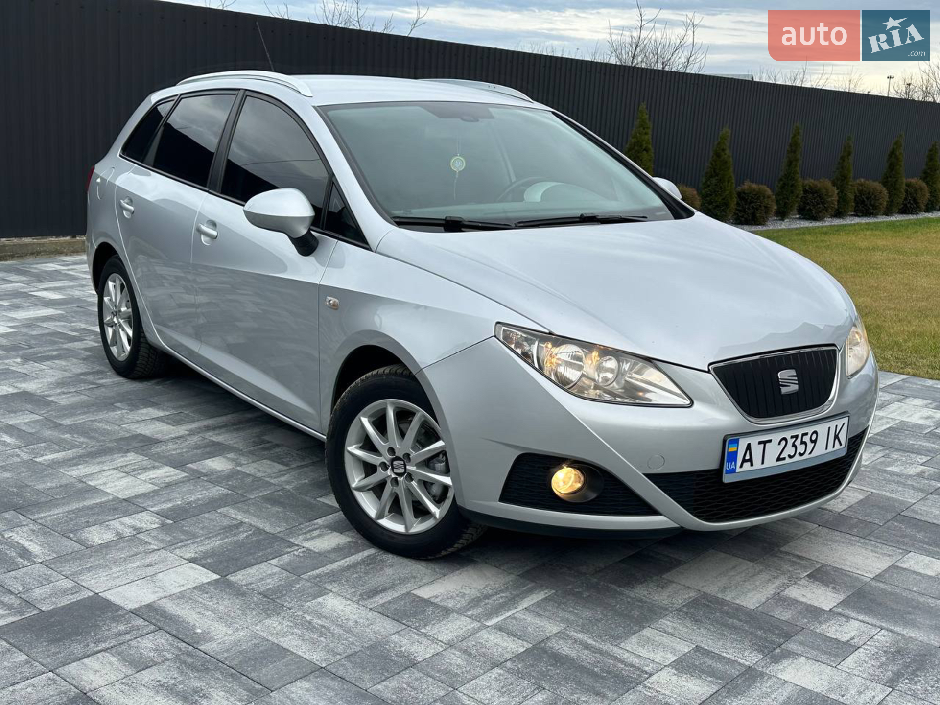 2012 SEAT Ibiza - мініатюра 12