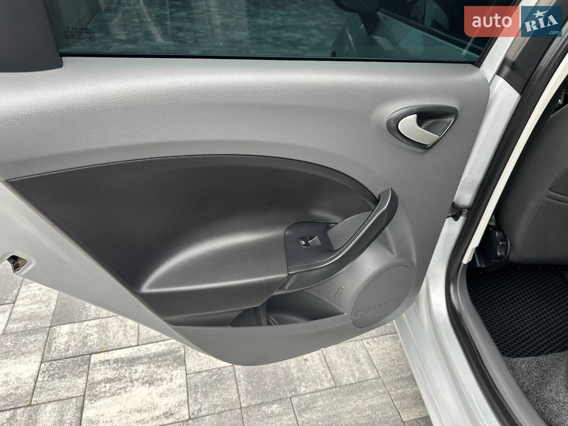 2012 SEAT Ibiza - мініатюра 30