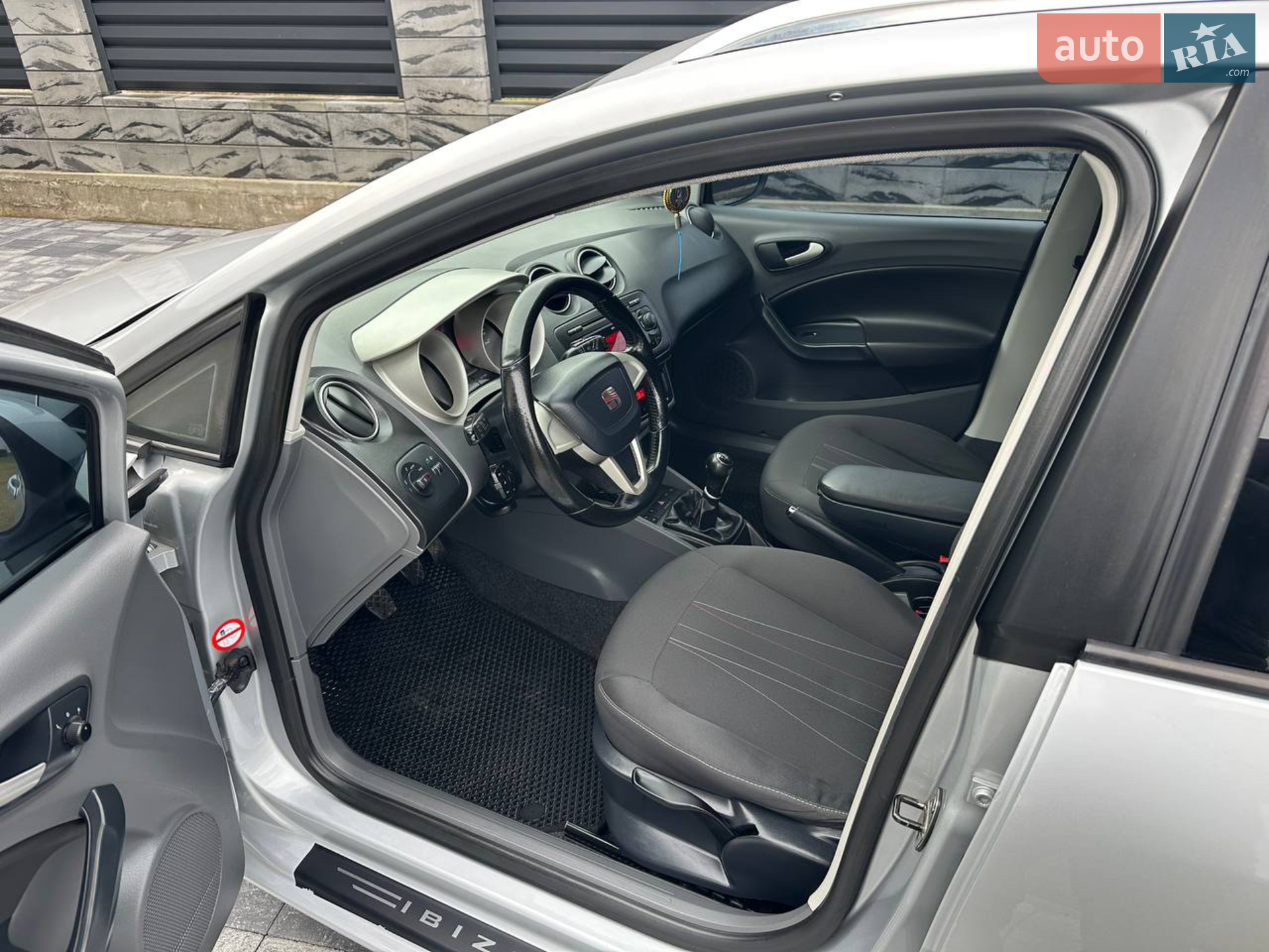 2012 SEAT Ibiza - мініатюра 22