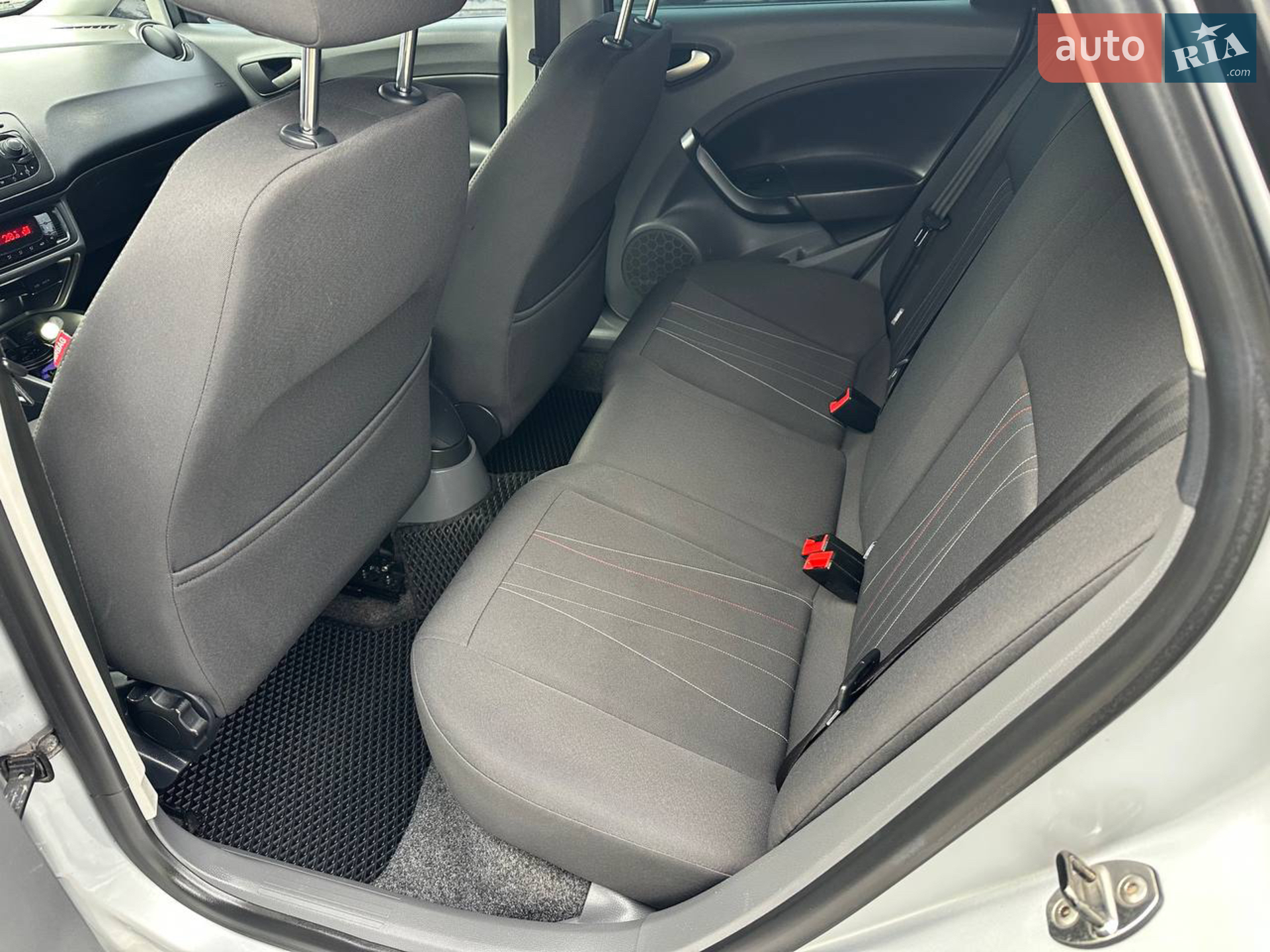 2012 SEAT Ibiza - мініатюра 31