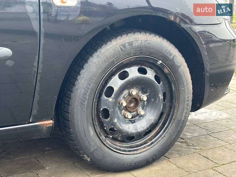 Хетчбек SEAT Ibiza 2008 в Ременеві