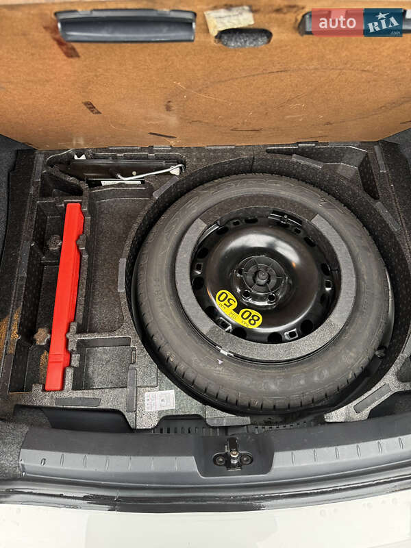 Хетчбек SEAT Ibiza 2011 в Луцьку