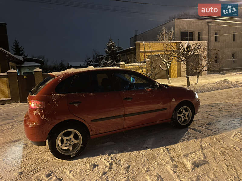 Хетчбек SEAT Ibiza 2005 в Харкові