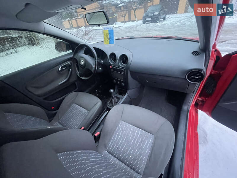 Хетчбек SEAT Ibiza 2005 в Харкові