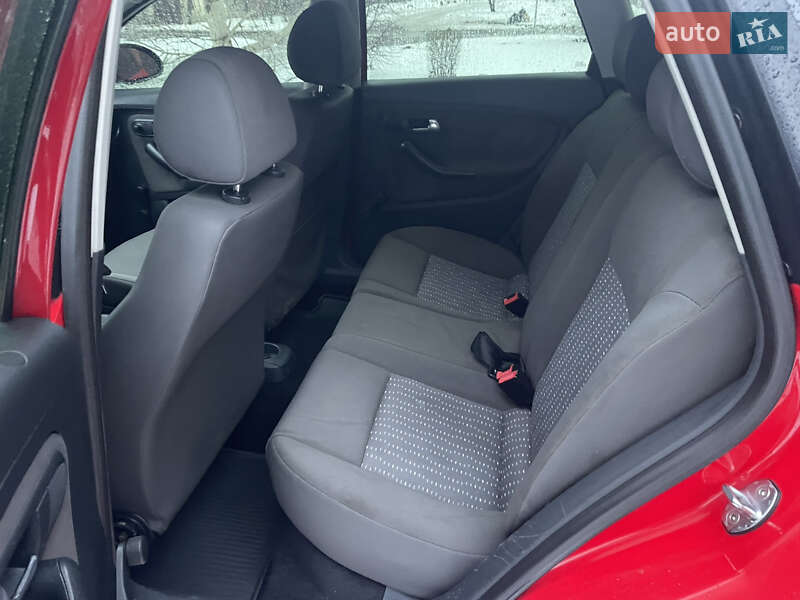 Хетчбек SEAT Ibiza 2005 в Харкові