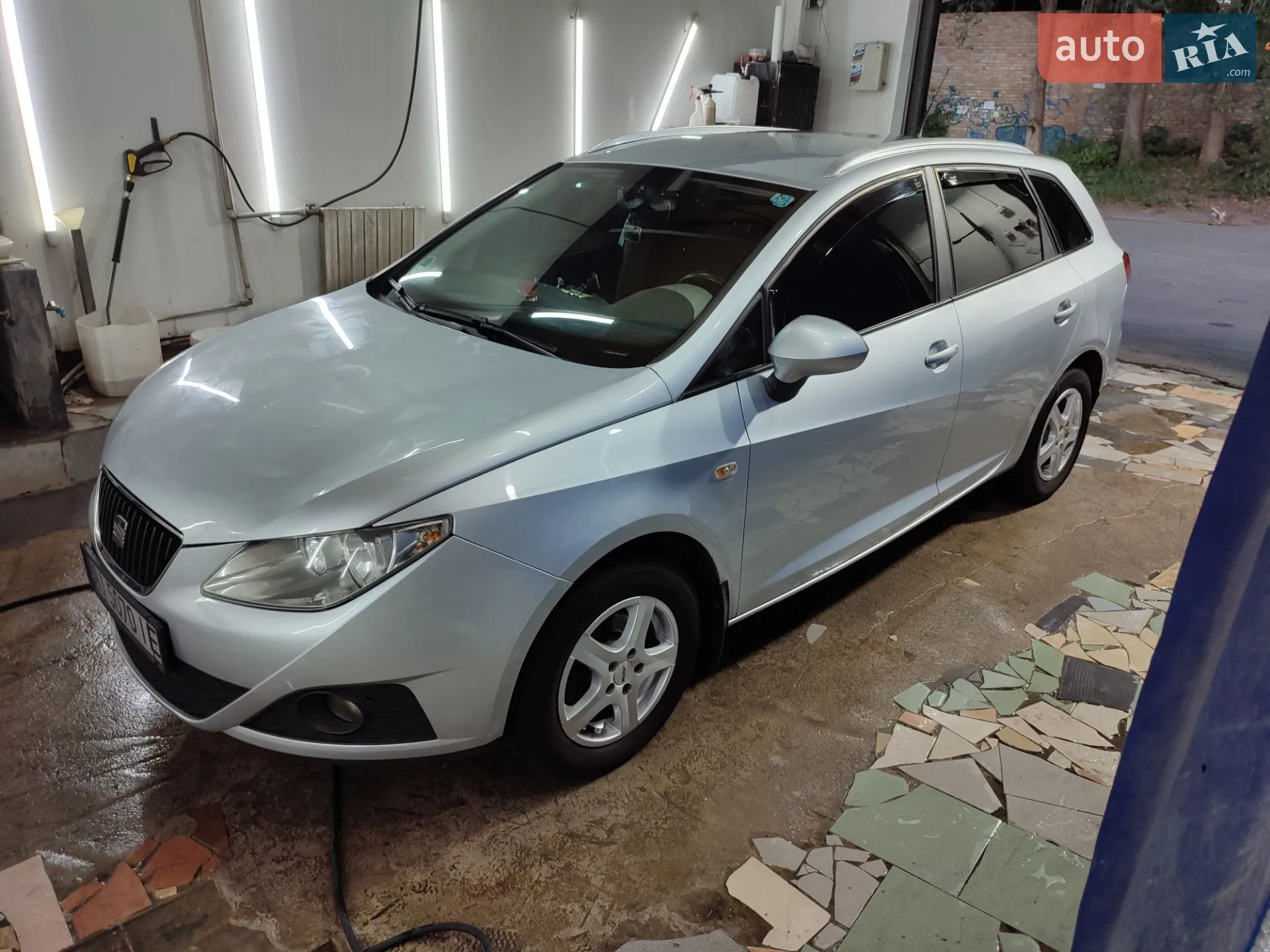 2010 SEAT Ibiza - мініатюра 9