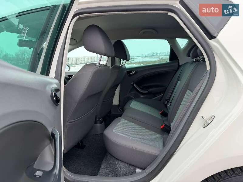 Хэтчбек SEAT Ibiza 2008 в Ровно