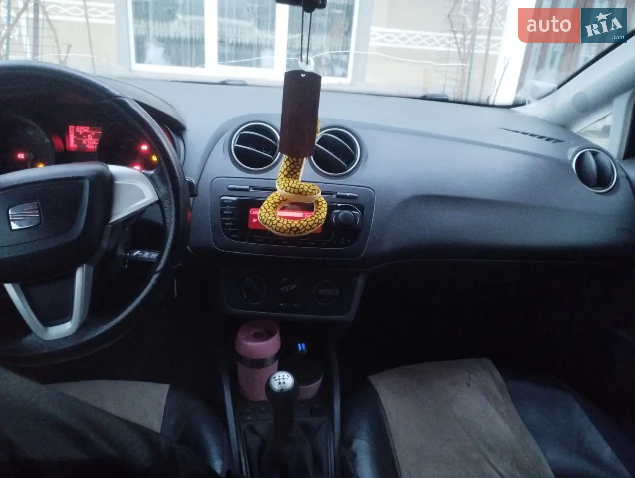2011 SEAT Ibiza - мініатюра 8