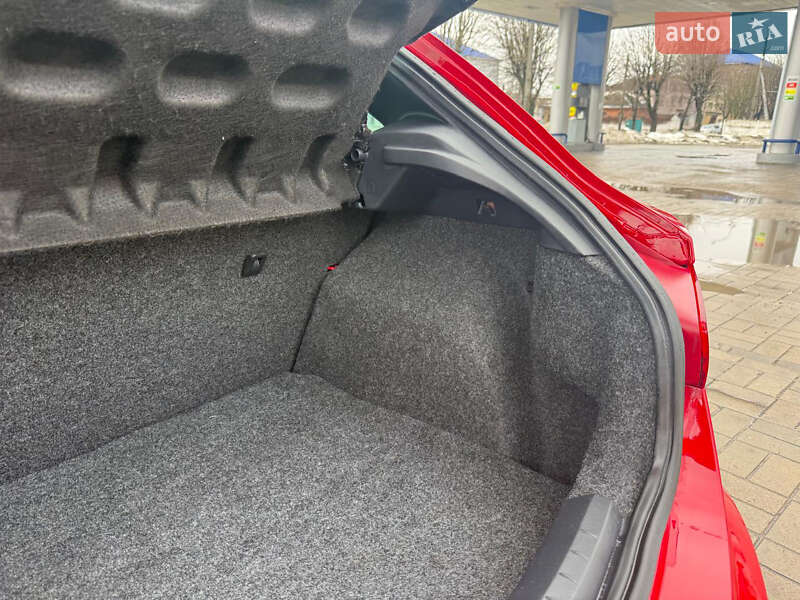 Хэтчбек SEAT Ibiza 2011 в Луцке