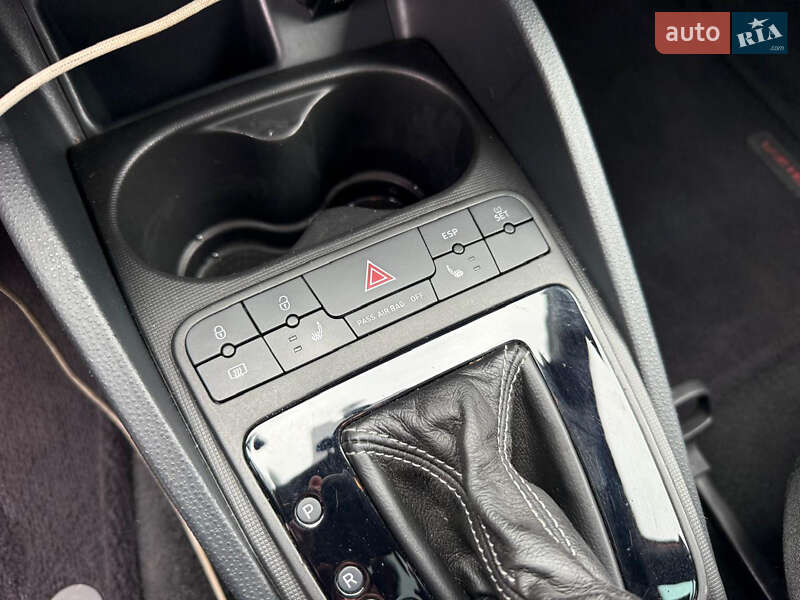 Хэтчбек SEAT Ibiza 2011 в Луцке