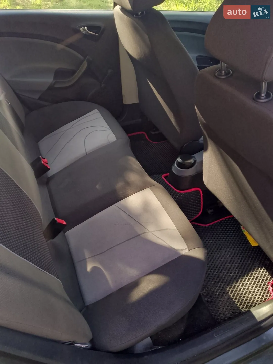 2012 SEAT Ibiza - мініатюра 11