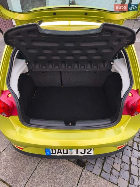 Хэтчбек SEAT Ibiza 2008 в Старой Выжевке