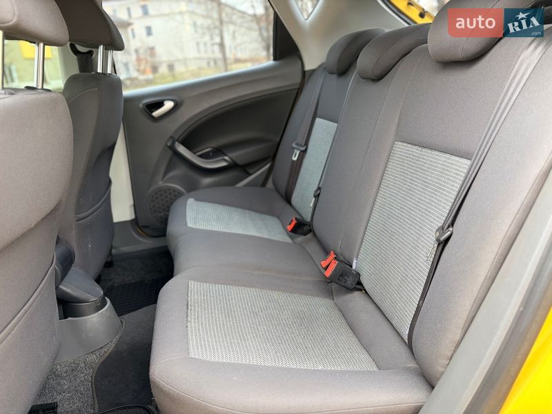 Хетчбек SEAT Ibiza 2010 в Стрию