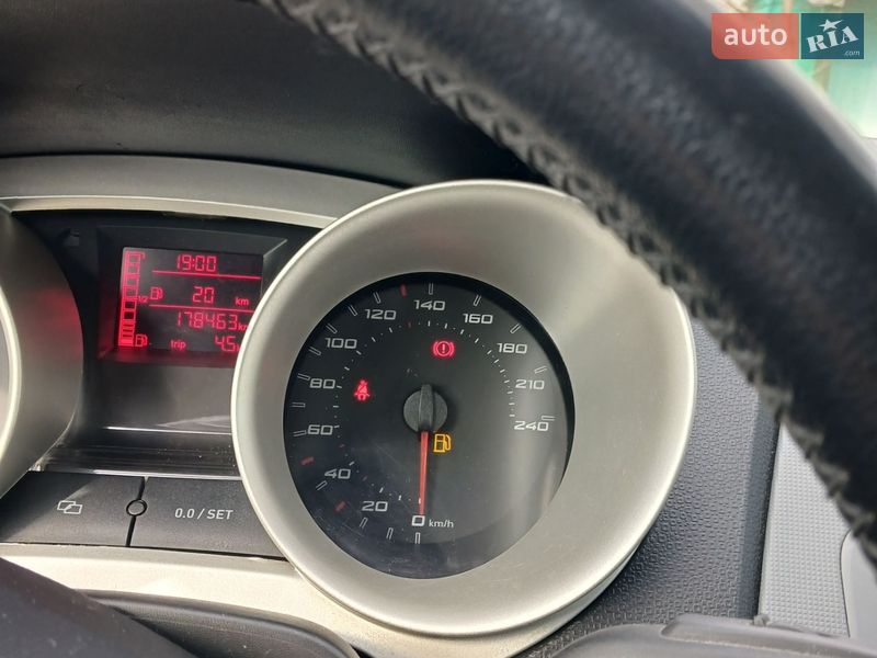 Хетчбек SEAT Ibiza 2008 в Вінниці