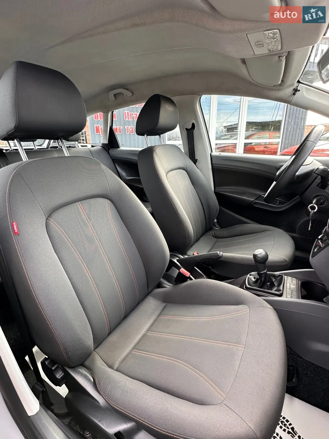 2011 SEAT Ibiza - мініатюра 11