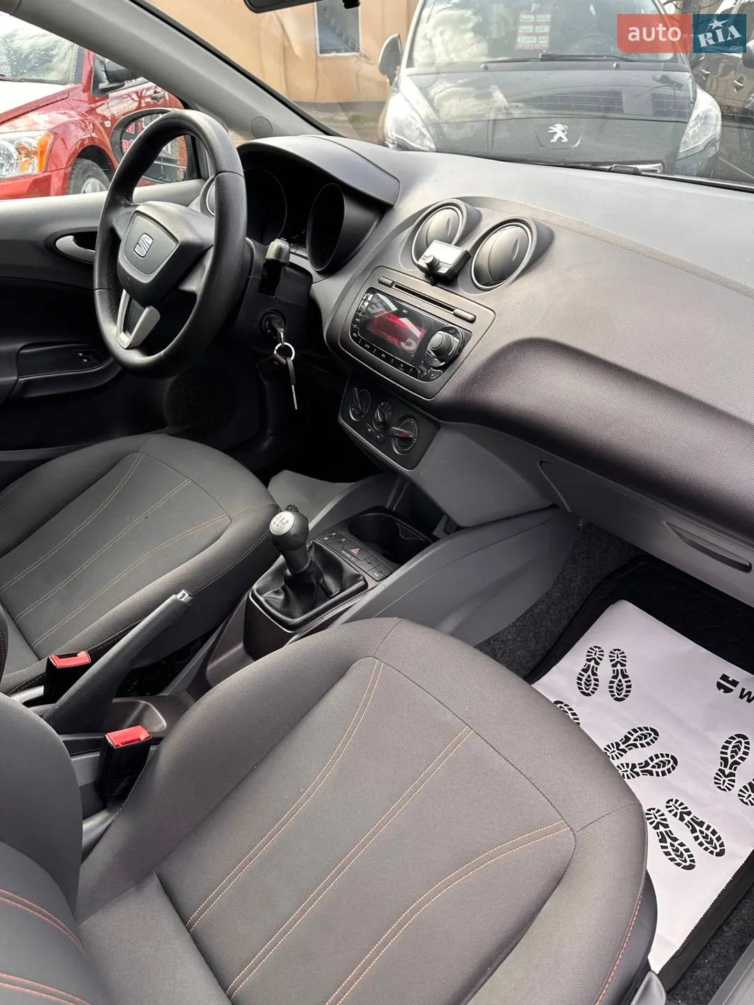 2011 SEAT Ibiza - мініатюра 20