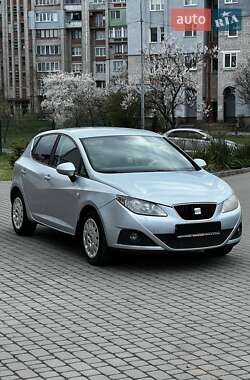Хэтчбек SEAT Ibiza 2010 в Шептицькому